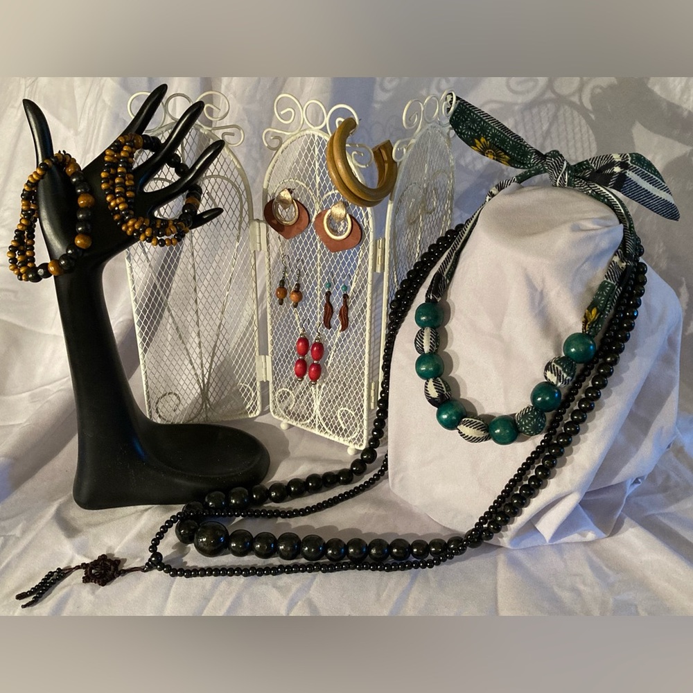 Wooden Costume Jewelry Lot 10 Pieces